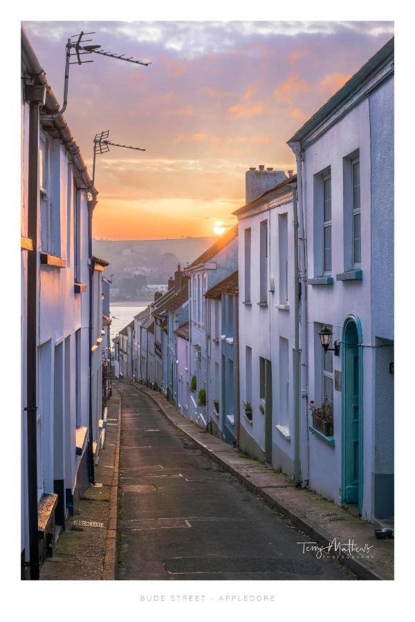 Sea View Cottage Dream By The Water Appledore Exterior photo